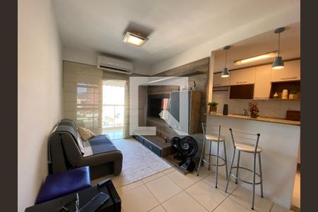 Sala de apartamento à venda com 2 quartos, 70m² em Todos Os Santos, Rio de Janeiro