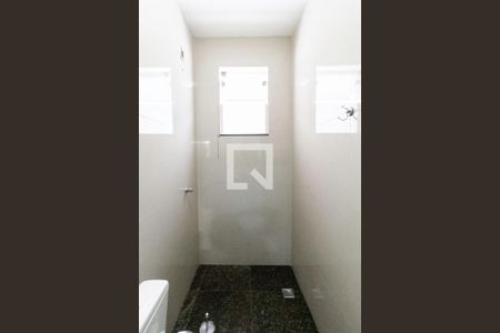 Casa à venda com 420m², 3 quartos e 6 vagasBanheiro social