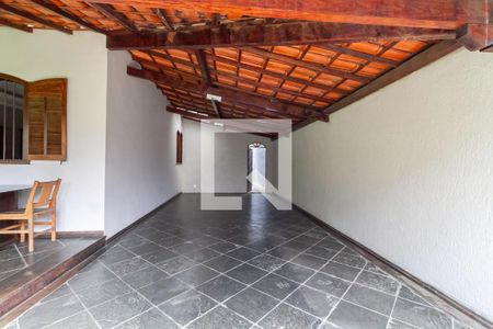 Casa à venda com 420m², 3 quartos e 6 vagasGaragem