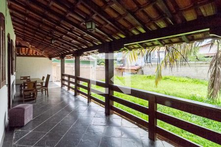 Casa à venda com 420m², 3 quartos e 6 vagasVaranda