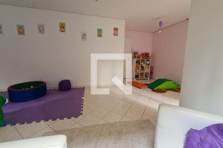 Apartamento para alugar com 48m², 2 quartos e 1 vaga Apartamento para alugar com 48m², 2 quartos e 1 vagaÁrea comum - Brinquedoteca