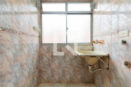 Apartamento para alugar com 55m², 2 quartos e 1 vaga Apartamento para alugar com 55m², 2 quartos e 1 vagaCozinha e Área de Serviço