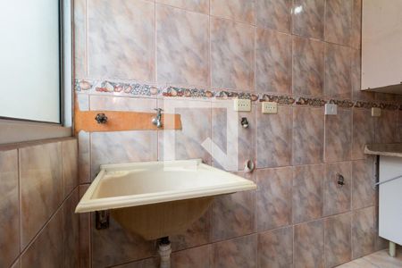 Apartamento para alugar com 55m², 2 quartos e 1 vaga Apartamento para alugar com 55m², 2 quartos e 1 vagaCozinha e Área de Serviço