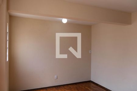 Casa para alugar com 656m², 3 quartos e 4 vagas Casa para alugar com 656m², 3 quartos e 4 vagasQuarto 2