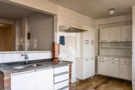 Casa para alugar com 656m², 3 quartos e 4 vagas Casa para alugar com 656m², 3 quartos e 4 vagasCozinha