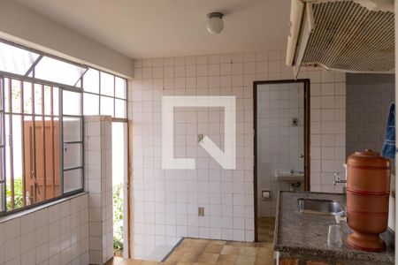 Casa para alugar com 656m², 3 quartos e 4 vagas Casa para alugar com 656m², 3 quartos e 4 vagasCozinha