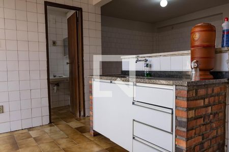 Casa para alugar com 656m², 3 quartos e 4 vagas Casa para alugar com 656m², 3 quartos e 4 vagasCozinha