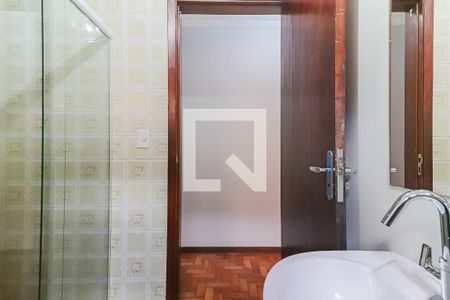 Casa para alugar com 140m², 4 quartos e 2 vagas Casa para alugar com 140m², 4 quartos e 2 vagasBanheiro Social