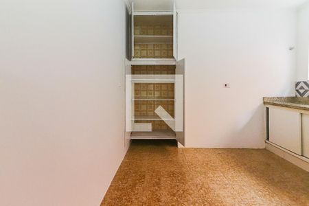 Casa para alugar com 140m², 4 quartos e 2 vagas Casa para alugar com 140m², 4 quartos e 2 vagasCozinha