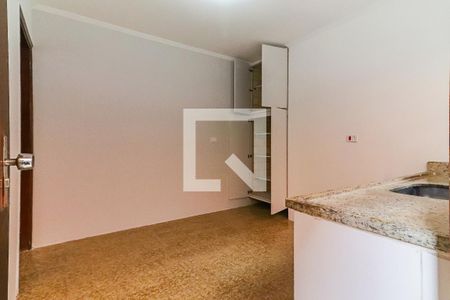 Casa para alugar com 140m², 4 quartos e 2 vagas Casa para alugar com 140m², 4 quartos e 2 vagasCozinha
