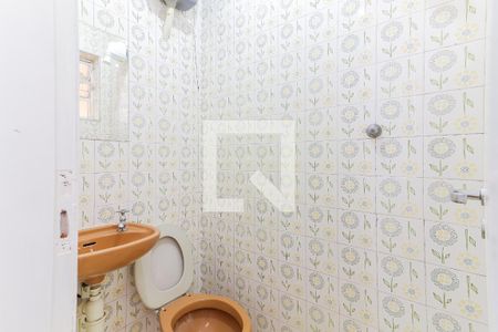 Casa para alugar com 140m², 4 quartos e 2 vagas Casa para alugar com 140m², 4 quartos e 2 vagasBanheiro de Serviço