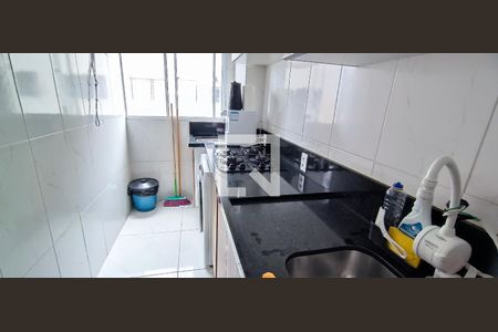 Cozinha de apartamento para alugar com 2 quartos, 40m² em Jardim Boa Vista (zona Oeste), Osasco