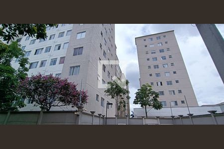 Fachada de apartamento para alugar com 2 quartos, 40m² em Jardim Boa Vista (zona Oeste), Osasco