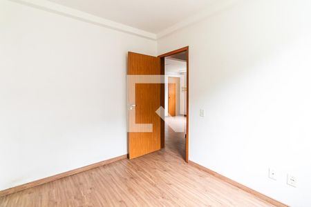 Quarto 1 de apartamento à venda com 2 quartos, 52m² em Nacional, Contagem
