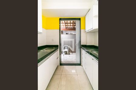 Apartamento à venda com 52m², 2 quartos e 1 vagaCozinha