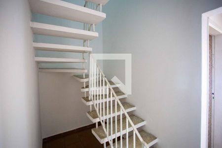 Área comum de casa à venda com 3 quartos, 134m² em Alves Dias, São Bernardo do Campo