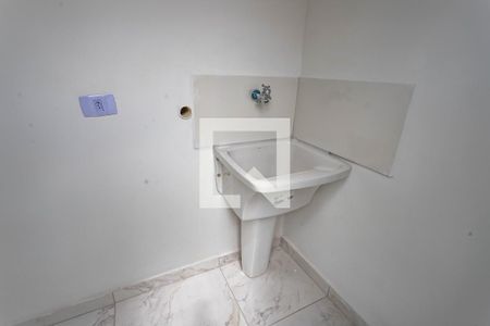 Studio para alugar com 25m², 1 quarto e sem vaga Studio para alugar com 25m², 1 quarto e sem vagaÁrea de serviço