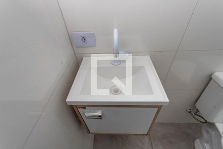 Banheiro  de kitnet/studio para alugar com 1 quarto, 25m² em Taboão, Diadema