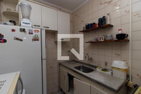 Casa à venda com 130m², 4 quartos e 2 vagas Casa à venda com 130m², 4 quartos e 2 vagasCozinha casa 1