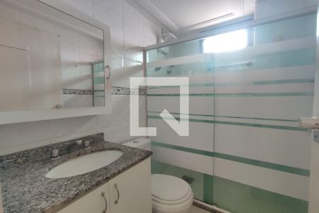Apartamento à venda com 122m², 2 quartos e 2 vagas Apartamento à venda com 122m², 2 quartos e 2 vagasBanheiro do Quarto 2