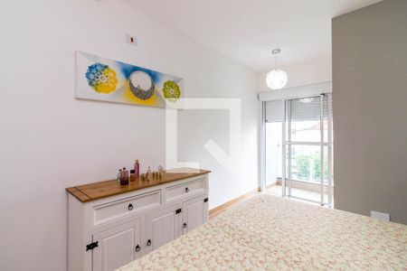 Casa à venda com 120m², 3 quartos e 3 vagasSuíte