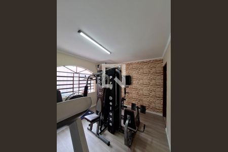 Casa à venda com 230m², 3 quartos e 4 vagas Casa à venda com 230m², 3 quartos e 4 vagasAcademia