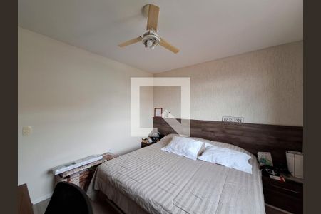 Casa à venda com 230m², 3 quartos e 4 vagas Casa à venda com 230m², 3 quartos e 4 vagasQuarto 2