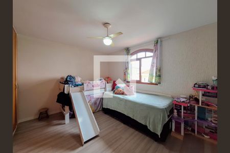 Casa à venda com 230m², 3 quartos e 4 vagas Casa à venda com 230m², 3 quartos e 4 vagasQuarto 3