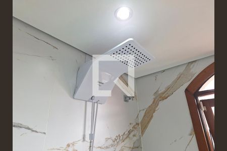 Casa à venda com 230m², 3 quartos e 4 vagas Casa à venda com 230m², 3 quartos e 4 vagasBanheiro quarto 2