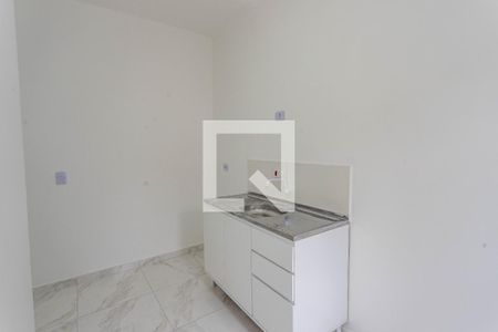 Sala/Cozinha de kitnet/studio para alugar com 1 quarto, 25m² em Taboão, Diadema
