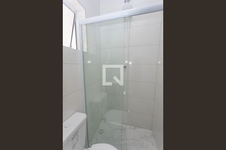 Banheiro de kitnet/studio para alugar com 1 quarto, 25m² em Taboão, Diadema