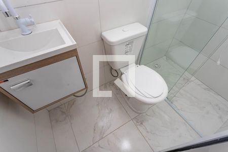 Banheiro de kitnet/studio para alugar com 1 quarto, 25m² em Taboão, Diadema