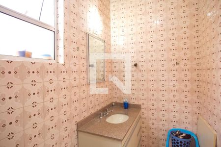 Casa à venda com 236m², 4 quartos e 4 vagas Casa à venda com 236m², 4 quartos e 4 vagasBanheiro da Suíte 2