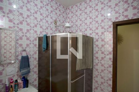 Casa à venda com 236m², 4 quartos e 4 vagas Casa à venda com 236m², 4 quartos e 4 vagasBanheiro