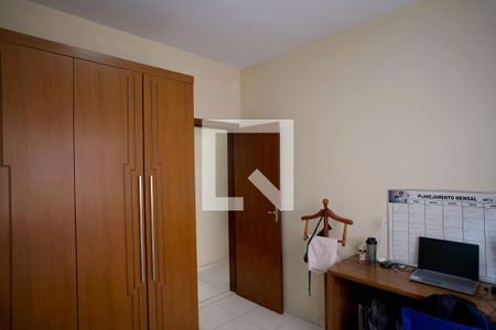 Casa à venda com 236m², 4 quartos e 4 vagas Casa à venda com 236m², 4 quartos e 4 vagasQuarto 3