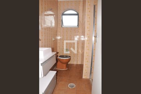 Casa à venda com 170m², 3 quartos e 4 vagasSuíte