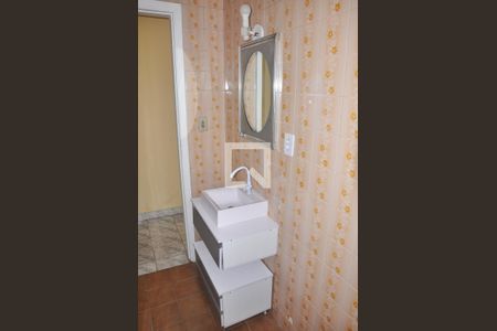 Casa à venda com 170m², 3 quartos e 4 vagasDetalhe - Suíte