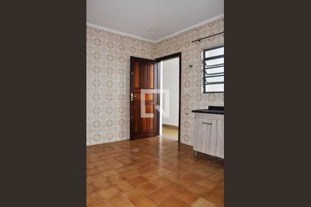 Casa à venda com 170m², 3 quartos e 4 vagasDetalhe - Cozinha