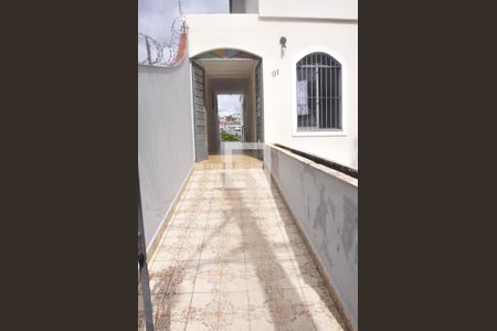 Casa à venda com 170m², 3 quartos e 4 vagasHall de entrada
