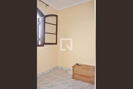 Casa à venda com 170m², 3 quartos e 4 vagasDetalhe - Quarto 02