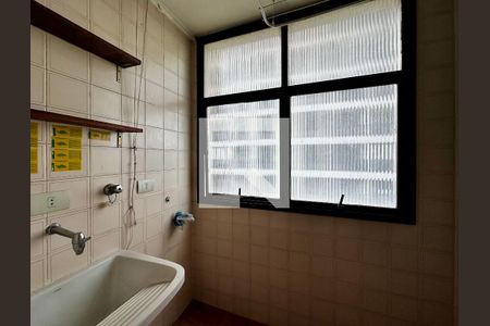 Apartamento à venda com 65m², 2 quartos e 1 vagaÁrea de Serviço