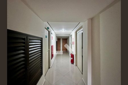 Apartamento à venda com 65m², 2 quartos e 1 vagaHall Apartamento 