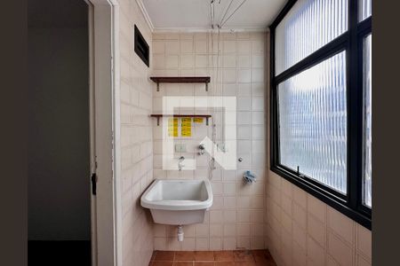 Apartamento à venda com 65m², 2 quartos e 1 vagaÁrea de Serviço