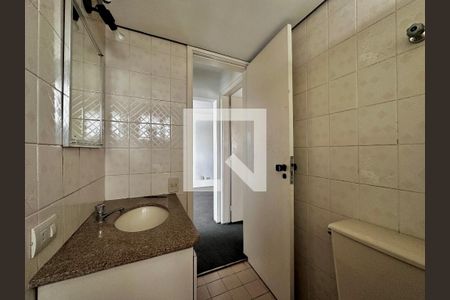 Apartamento à venda com 65m², 2 quartos e 1 vagaBanheiro 