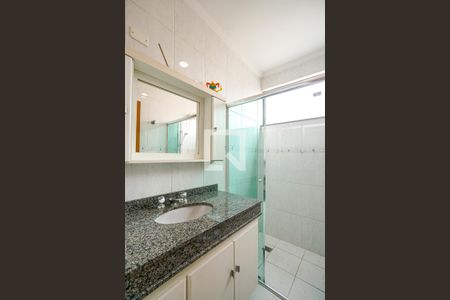 Casa à venda com 300m², 4 quartos e 4 vagas Casa à venda com 300m², 4 quartos e 4 vagasBanheiro da suíte