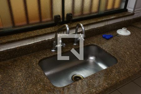 Casa à venda com 95m², 3 quartos e 2 vagas Casa à venda com 95m², 3 quartos e 2 vagascozinha