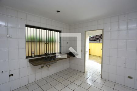 Casa à venda com 95m², 3 quartos e 2 vagas Casa à venda com 95m², 3 quartos e 2 vagascozinha