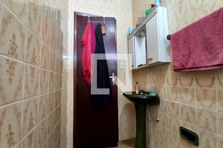 Casa à venda com 241m², 3 quartos e 4 vagas Casa à venda com 241m², 3 quartos e 4 vagasBanheiro da Suíte