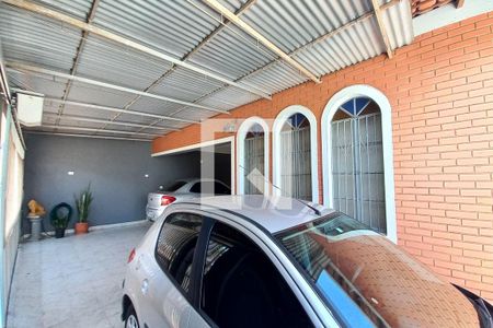 Casa à venda com 241m², 3 quartos e 4 vagas Casa à venda com 241m², 3 quartos e 4 vagasFachada do Prédio