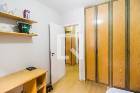 Apartamento à venda com 90m², 3 quartos e 2 vagasQuarto 3